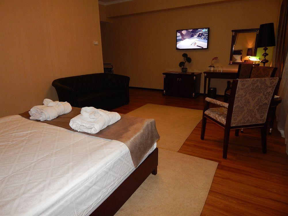 Reikartz Park Astana Ex-Royal Park Hotel & Spa Eksteriør bilde