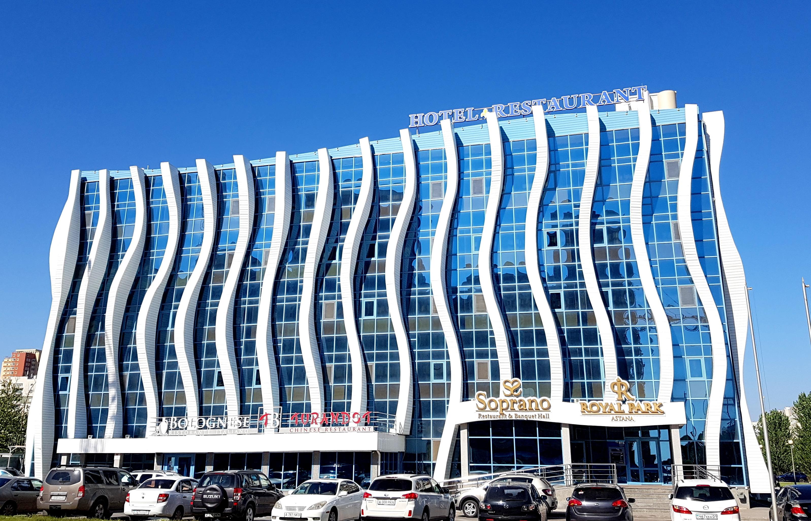 Reikartz Park Astana Ex-Royal Park Hotel & Spa Eksteriør bilde